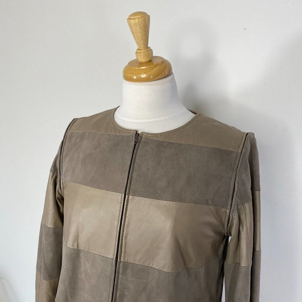 Chris! Long Leather Jacket with Removable Sleeves - Picture 3 of 11